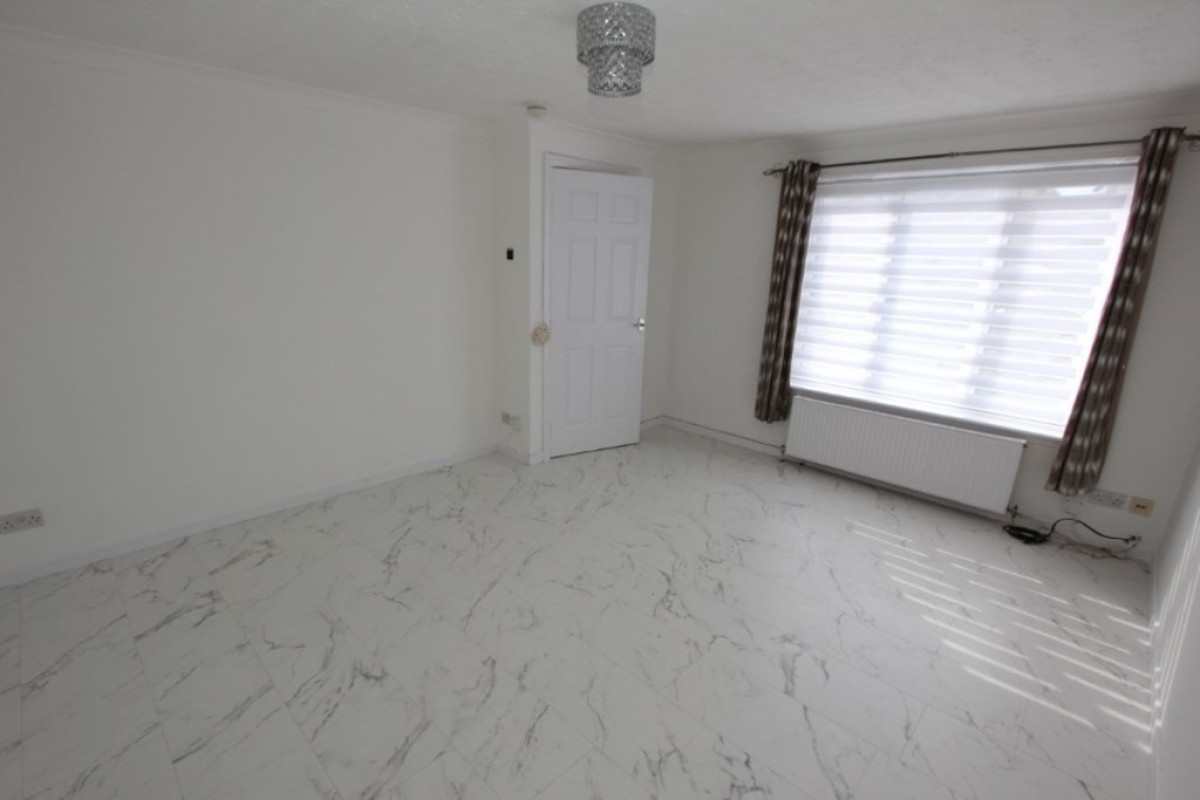 THORNLIEBANK, BRENT ROAD, G46 8JG - UNFURNISHED
