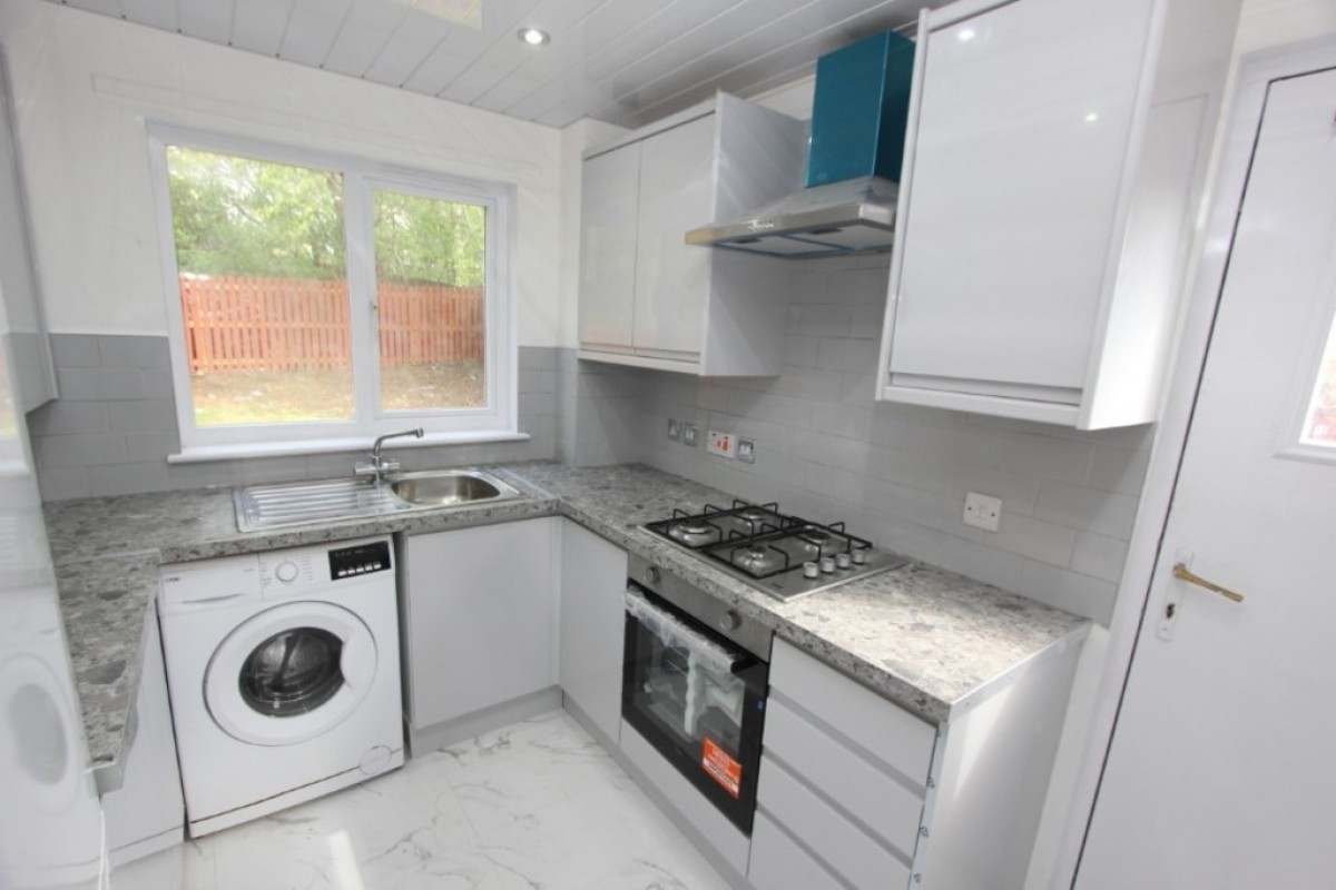 THORNLIEBANK, BRENT ROAD, G46 8JG - UNFURNISHED