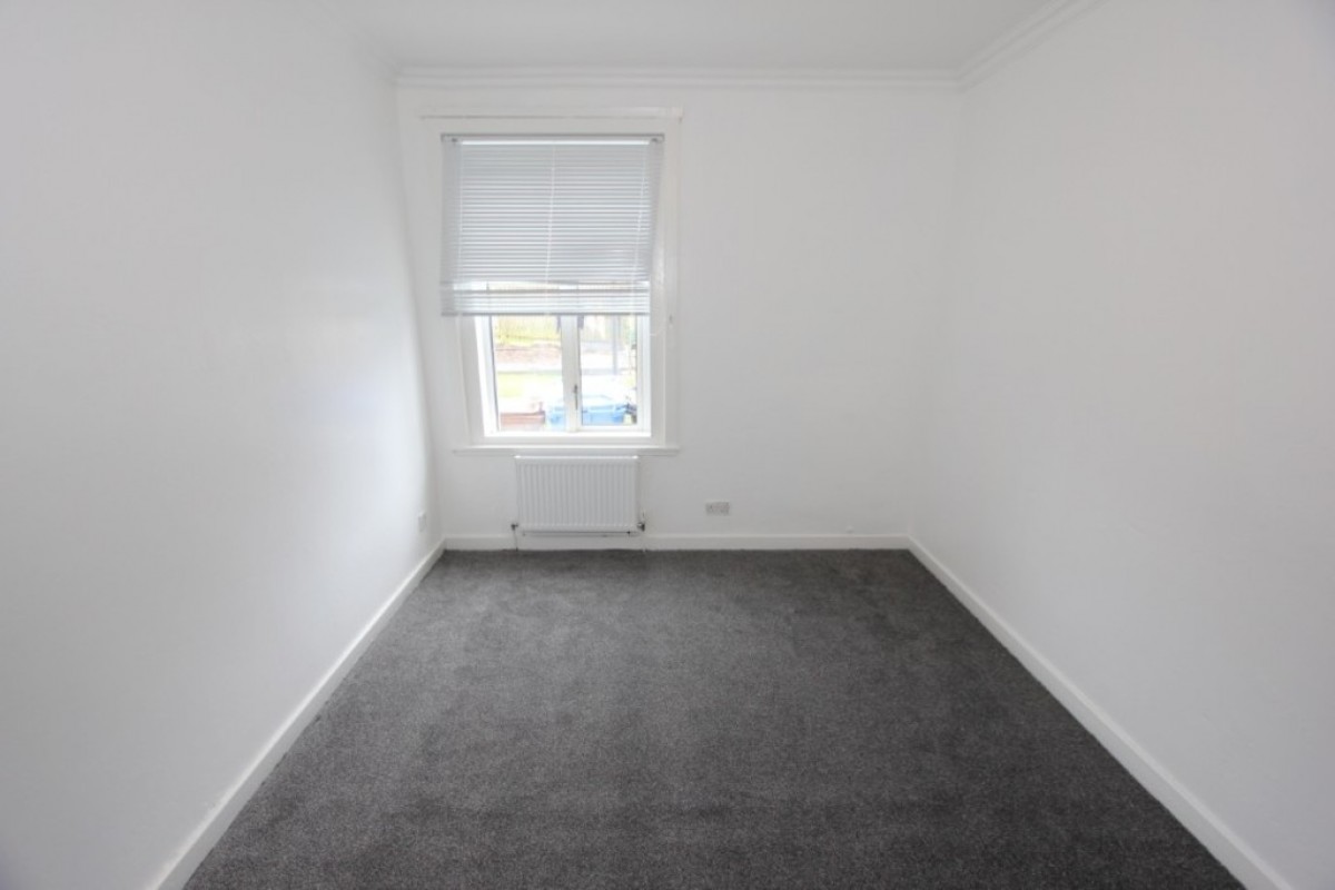 Pollok - Haughburn Road - Furnished