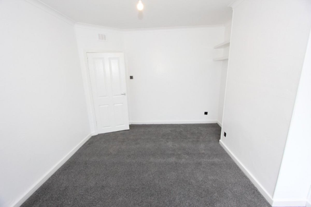 Pollok - Haughburn Road - Furnished