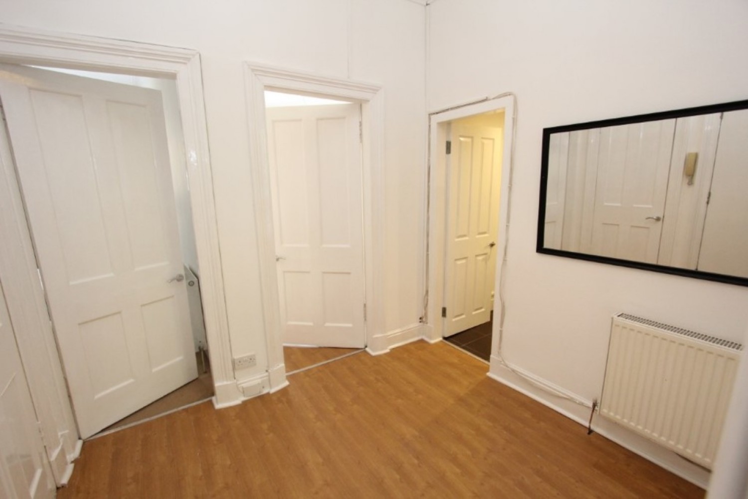 1/3, 29 Bolton Drive