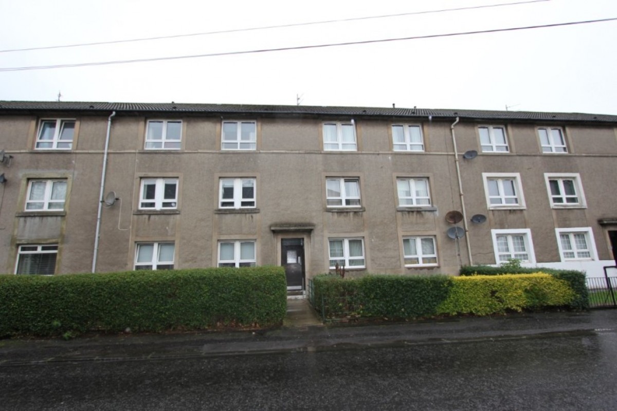 RUTHERGLEN, RICHMOND PLACE G73 3BA - UNFURNISHED