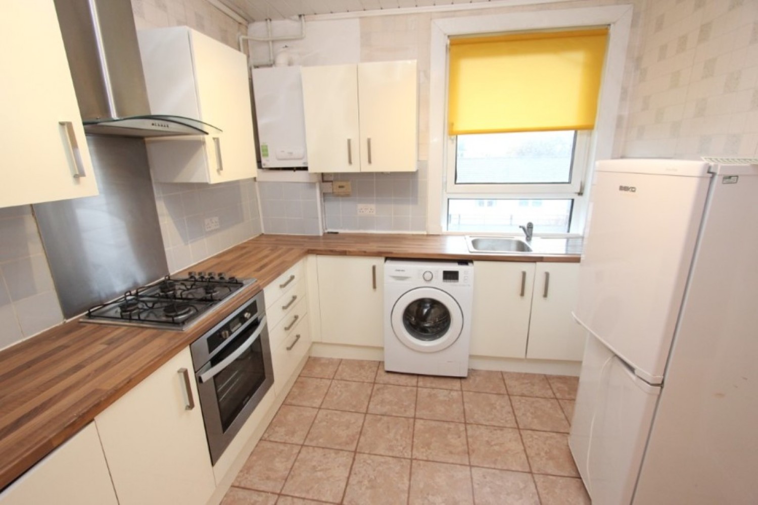 RUTHERGLEN, RICHMOND PLACE G73 3BA - UNFURNISHED