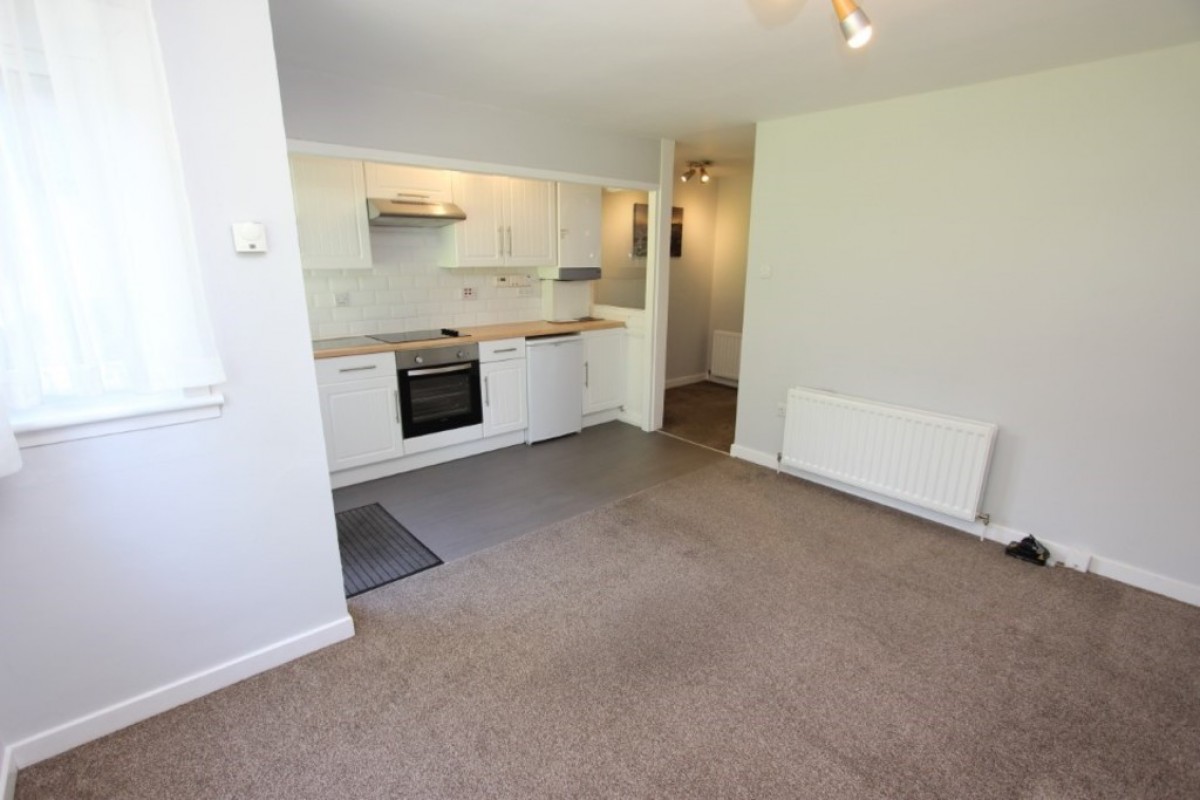 SHAWLANDS, ROSSLYN COURT, G41 3HA - UNFURNISHED