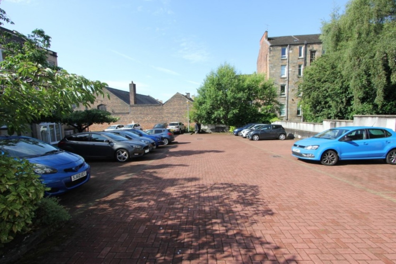SHAWLANDS - WALTON STREET- G41 3LG