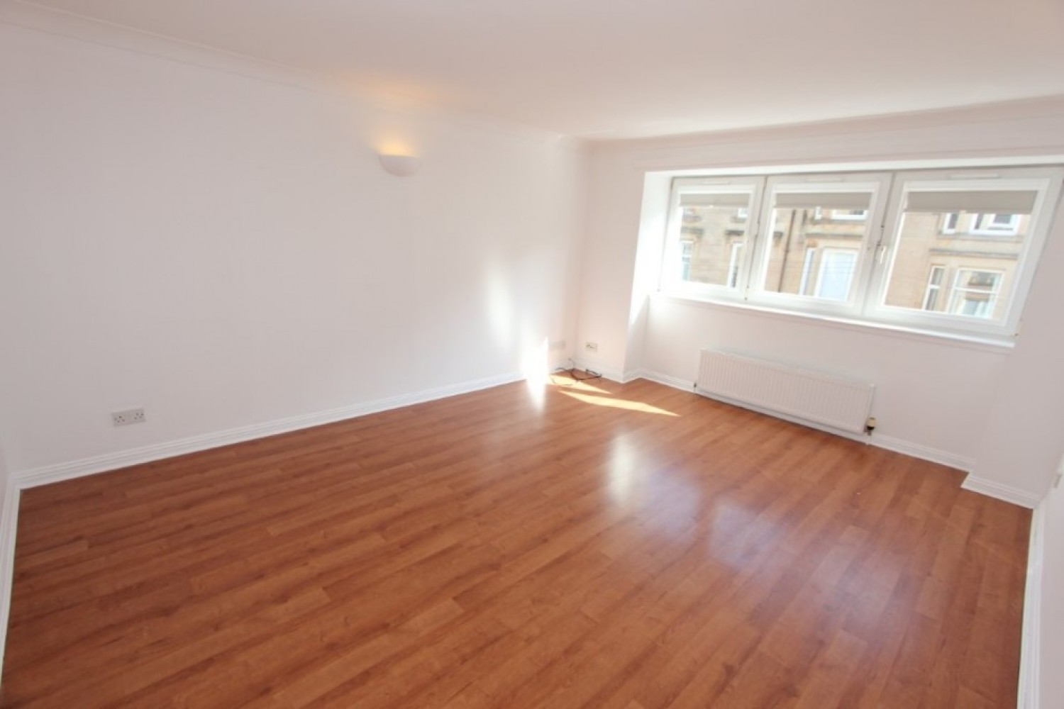 SHAWLANDS - WALTON STREET- G41 3LG