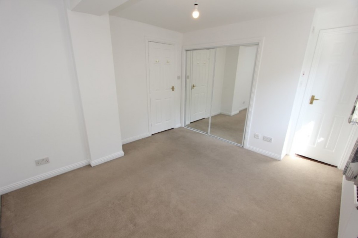 SHAWLANDS - WALTON STREET- G41 3LG