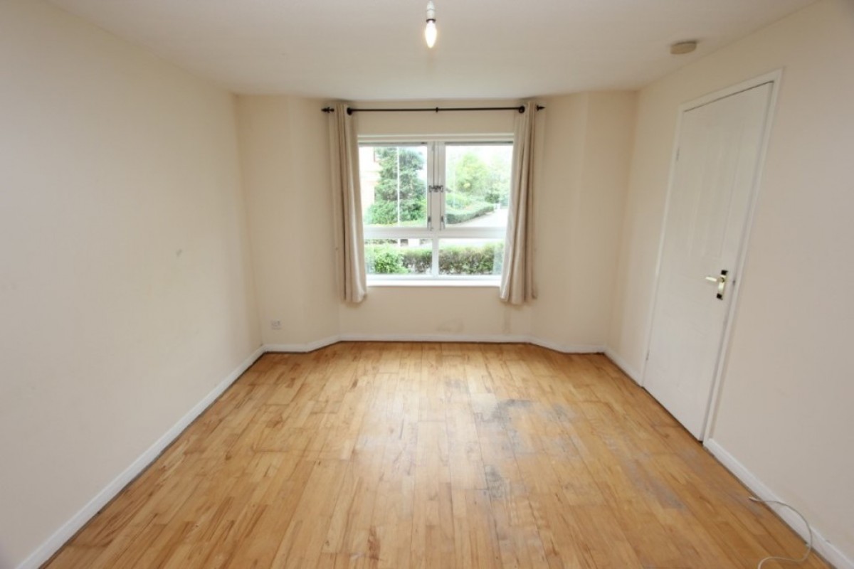 MARYHILL, GROVEPARK GARDENS, G20 7JB - UNFURNISHED