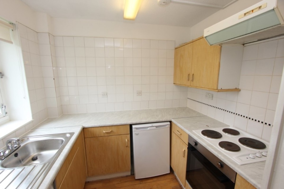 MARYHILL, GROVEPARK GARDENS, G20 7JB - UNFURNISHED