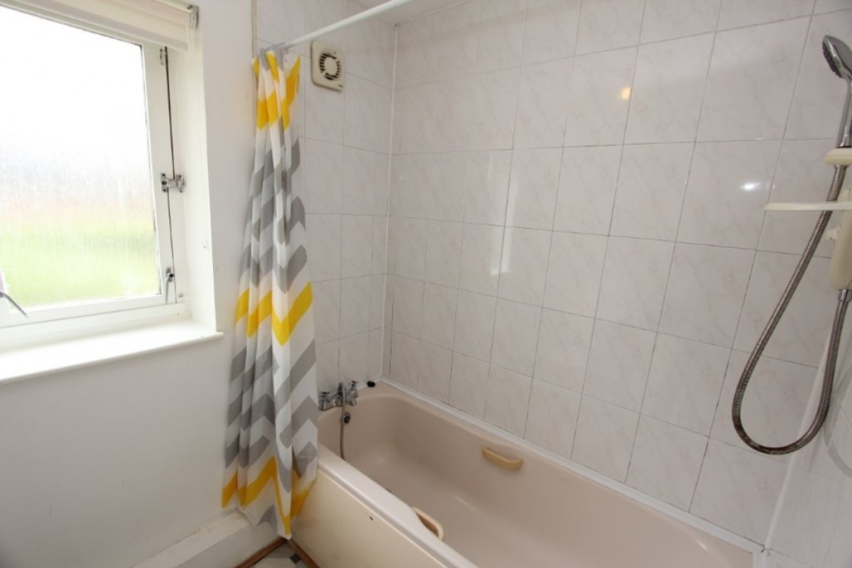 MARYHILL, GROVEPARK GARDENS, G20 7JB - UNFURNISHED
