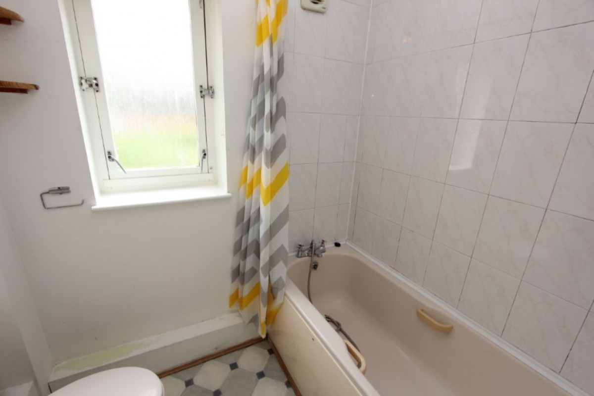 MARYHILL, GROVEPARK GARDENS, G20 7JB - UNFURNISHED