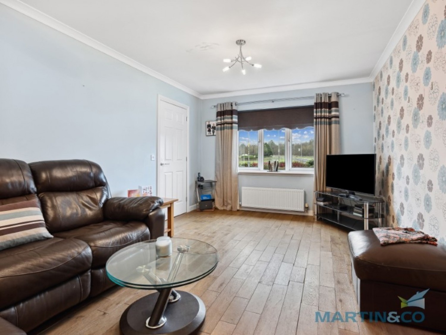 Whitacres Road, Parklands