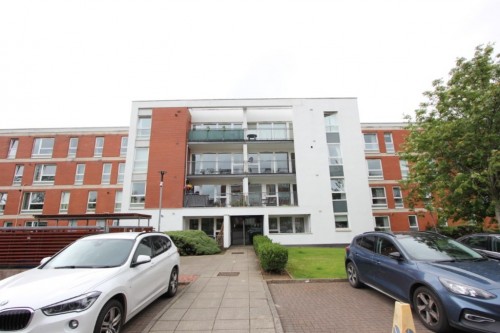 DENNISTOUN- Hanson Park- G31 2HA-Part Furnished