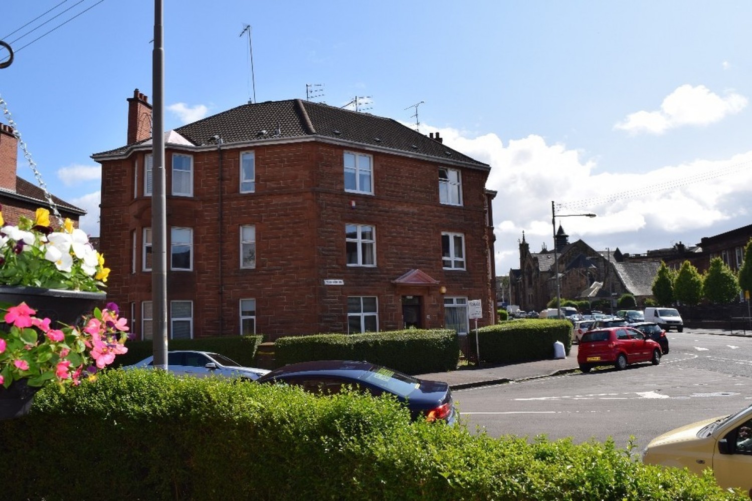 2 bedroom Flat for Letting SHAWLANDS - MOSS SIDE RD- G41 3TW
