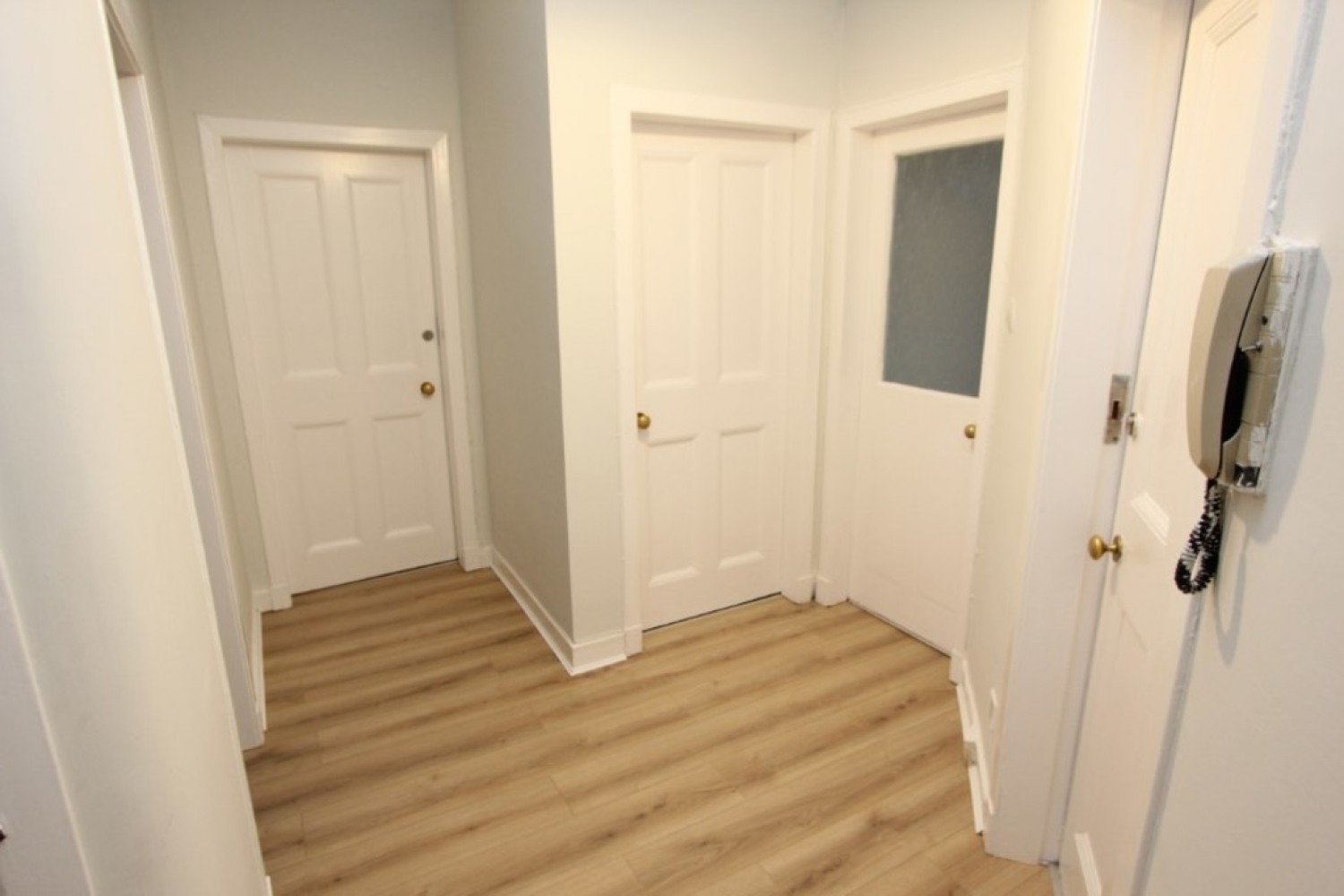 2 bedroom Flat for Letting SHAWLANDS - MOSS SIDE RD- G41 3TW