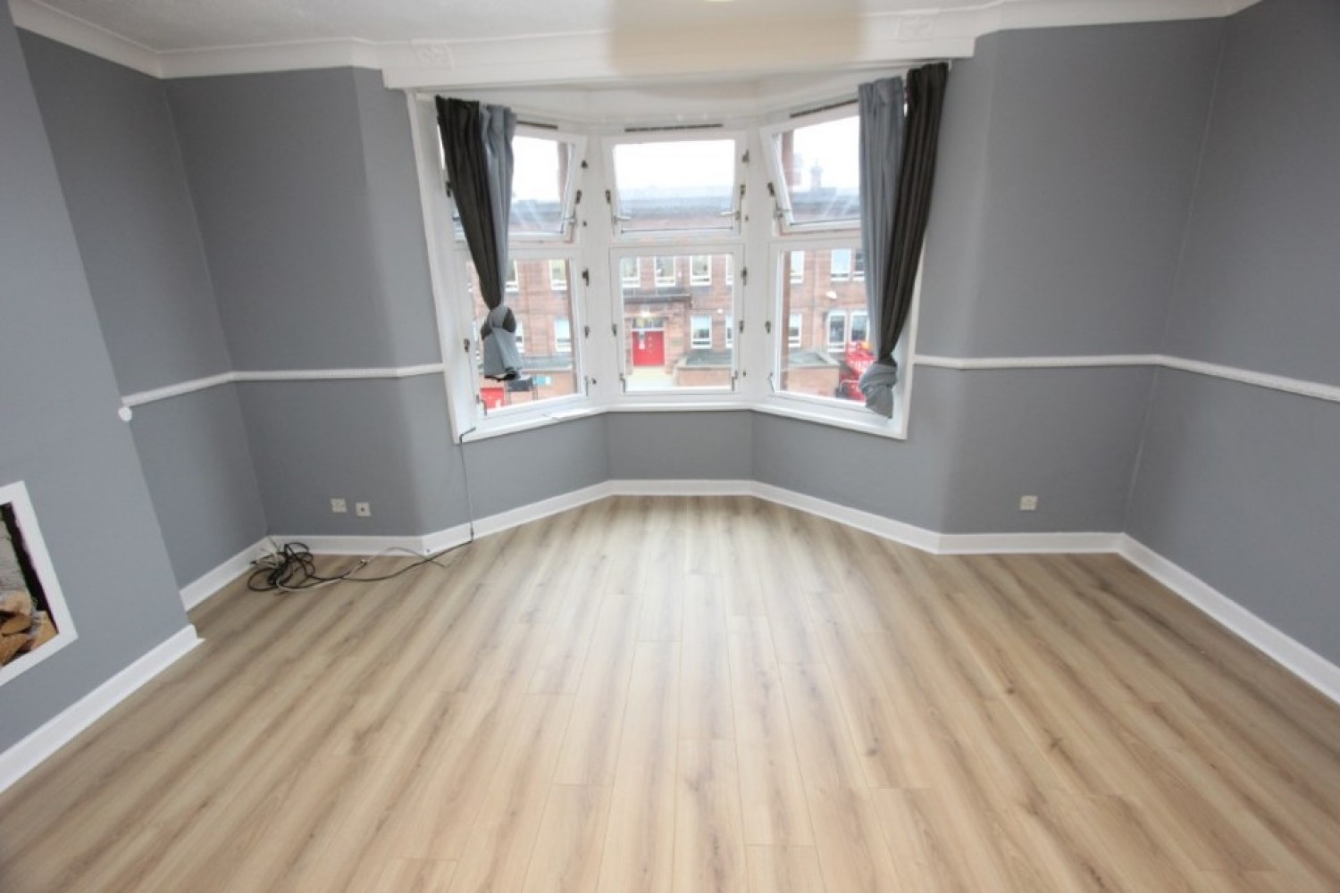 2 bedroom Flat for Letting SHAWLANDS - MOSS SIDE RD- G41 3TW