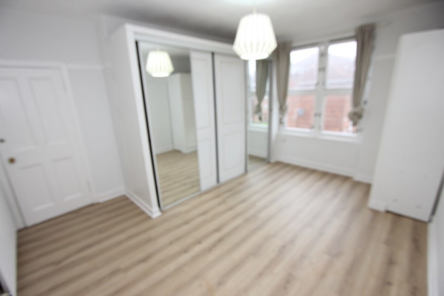 2 bedroom Flat for Letting SHAWLANDS - MOSS SIDE RD- G41 3TW