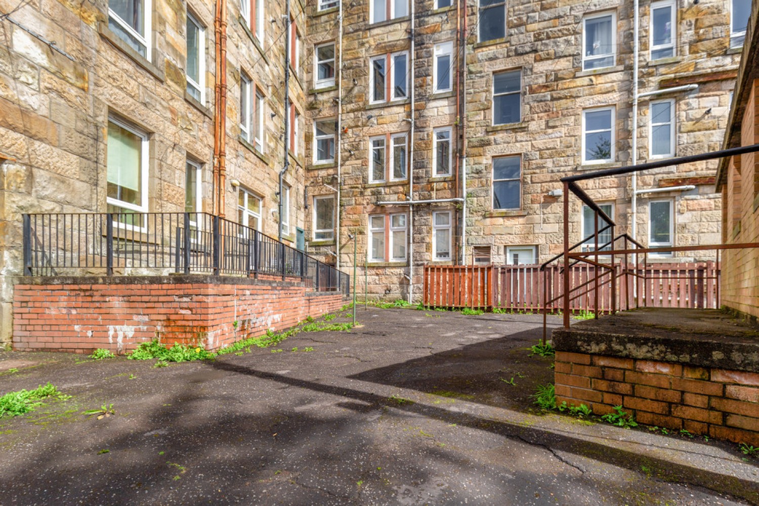 2/3, 26 Ellengowan Road