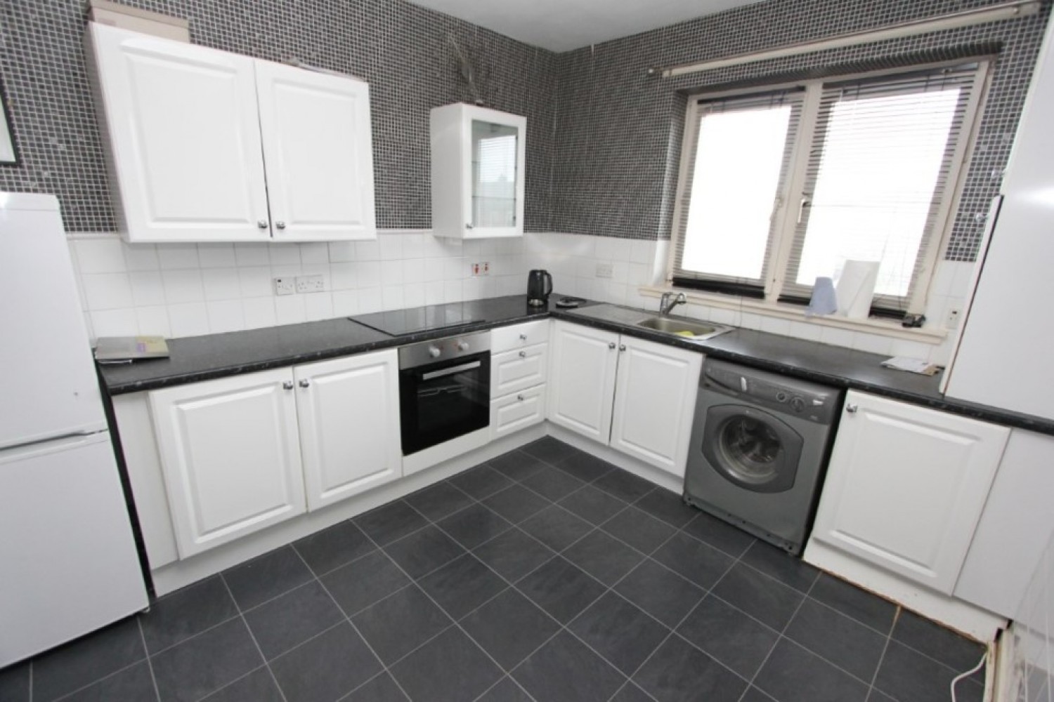 1 bedroom Flat for Letting CLYDEBANK-JEAN ARMOUR DRIVE- G81 2EP