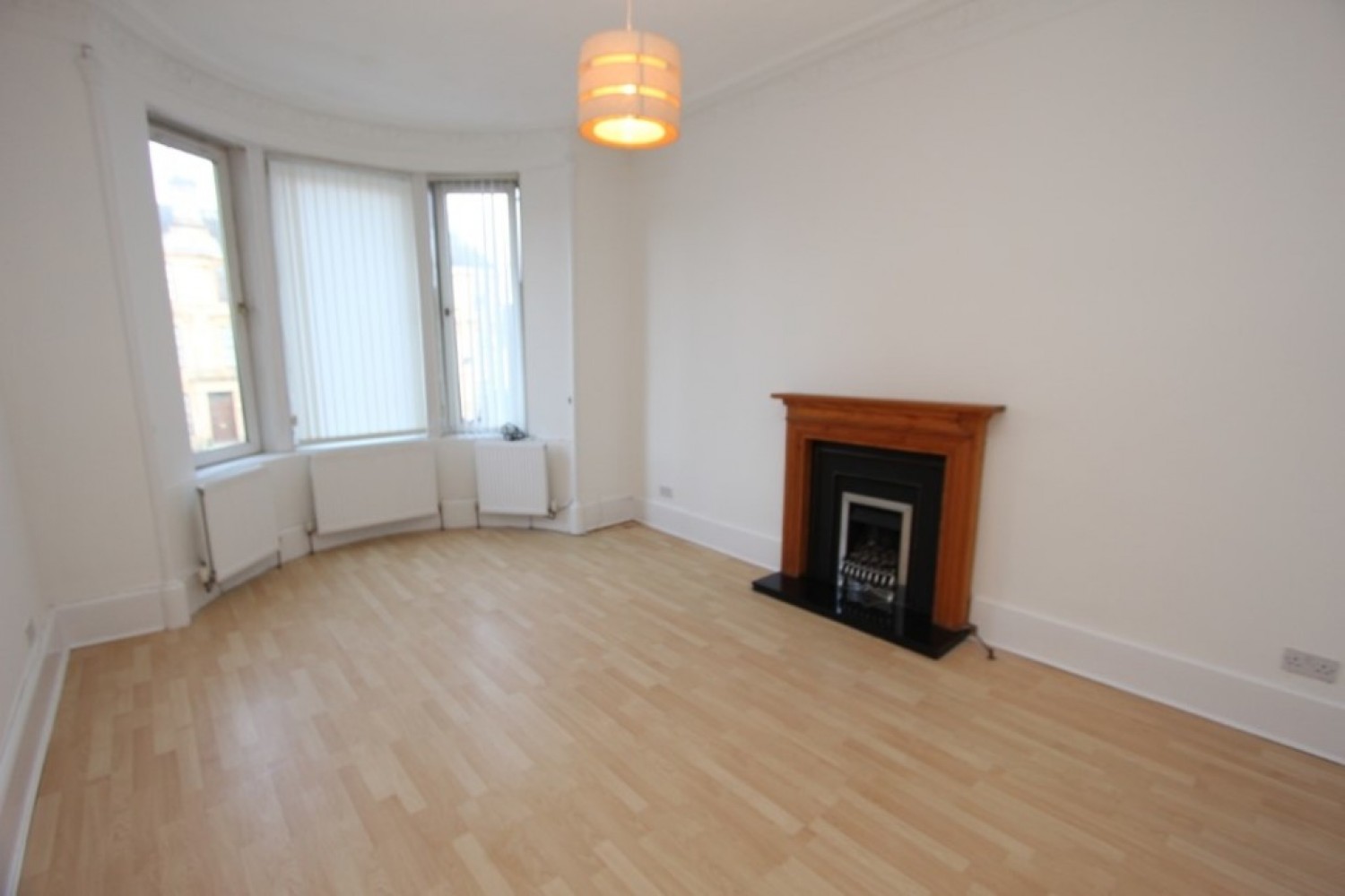 1/2, 435 Paisley Road West