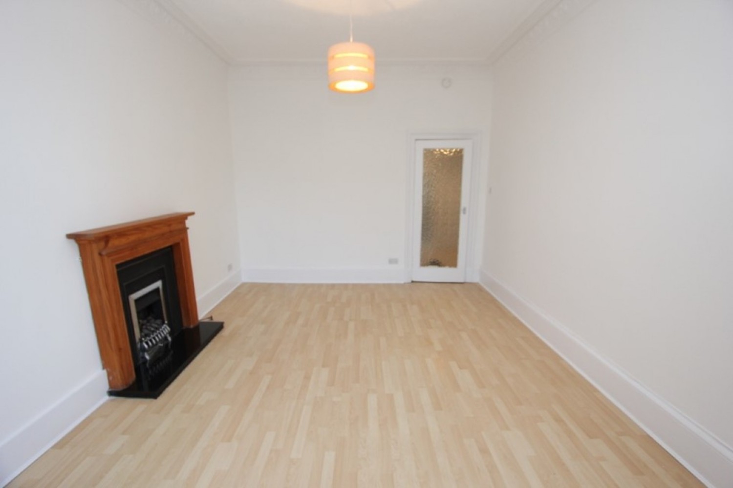 1/2, 435 Paisley Road West