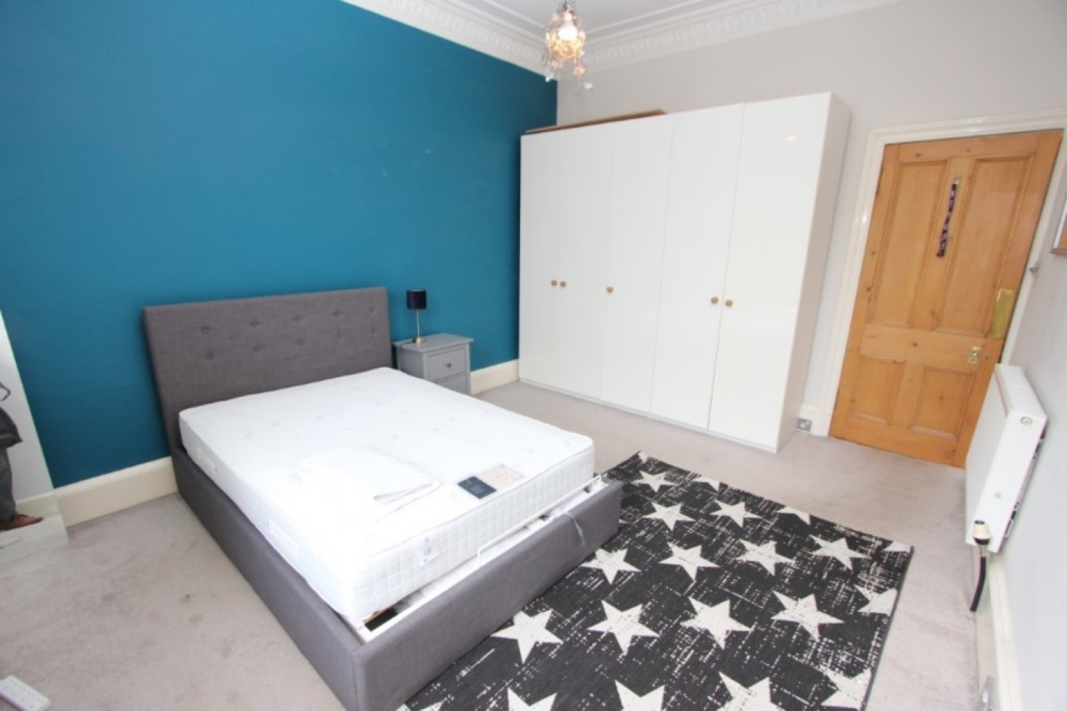 2 bedroom Flat in LANGSIDE- Millbrae Crescent- G42 9UW