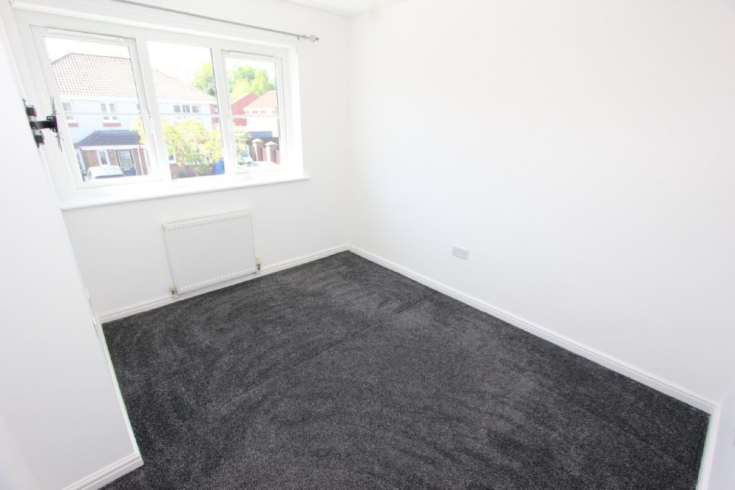 CABUSLANG- Dalziel Crescent- G72 7UR