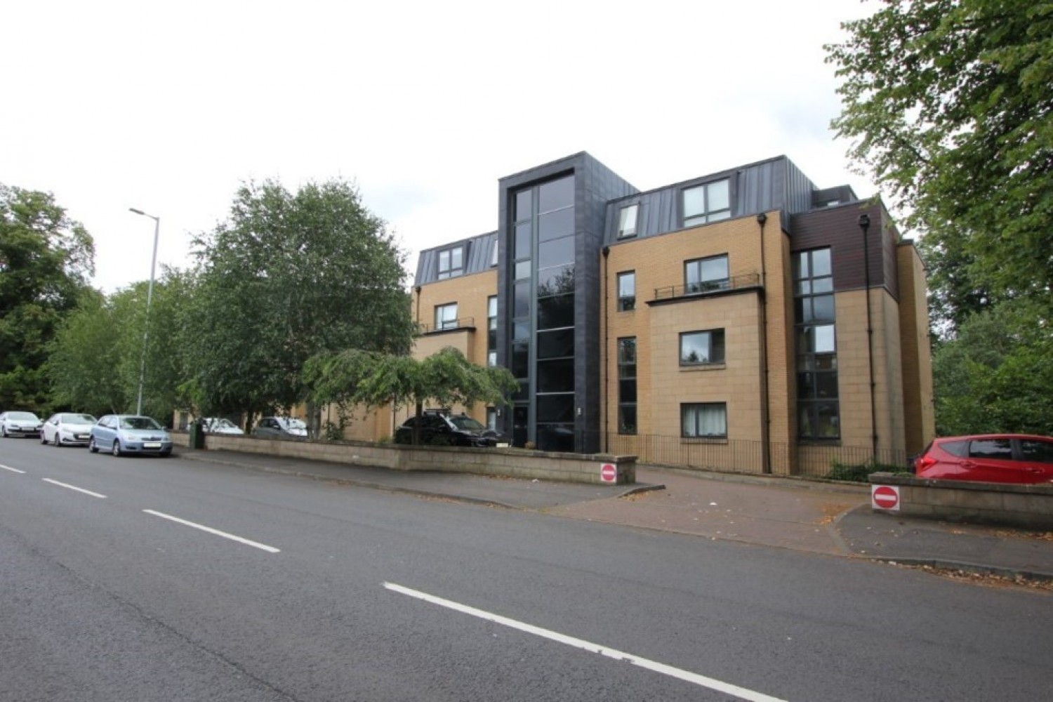 LANGSIDE- Millbrae Road- G42 9UT