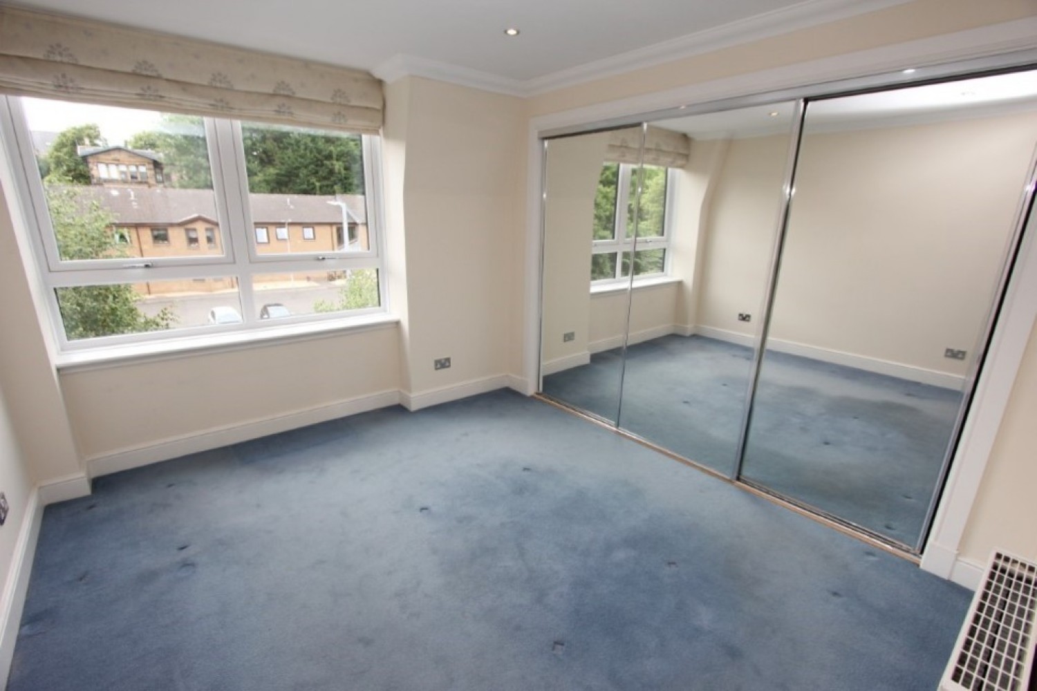 LANGSIDE- Millbrae Road- G42 9UT