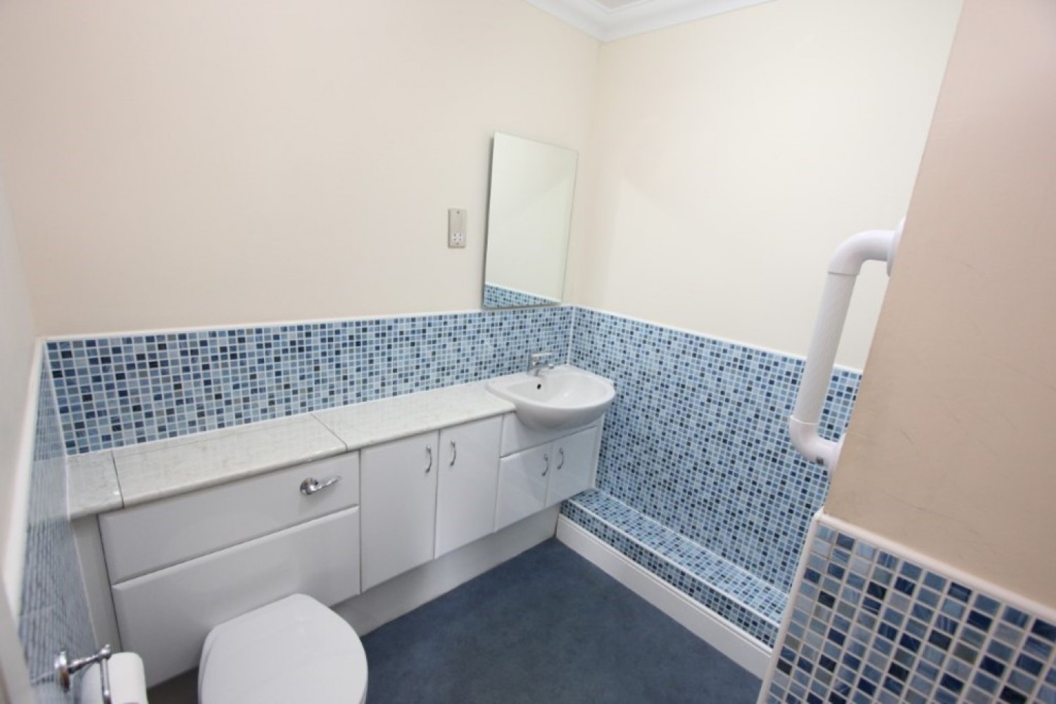 LANGSIDE- Millbrae Road- G42 9UT