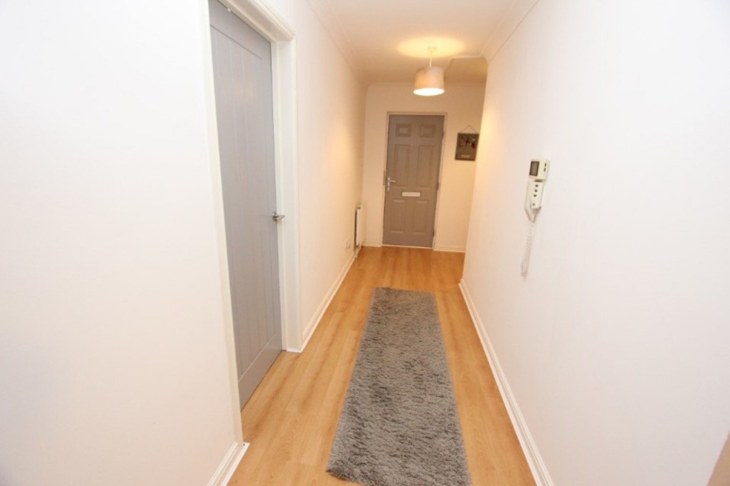 SHAWLANDS- RIVERFORD RD- FURNISHED