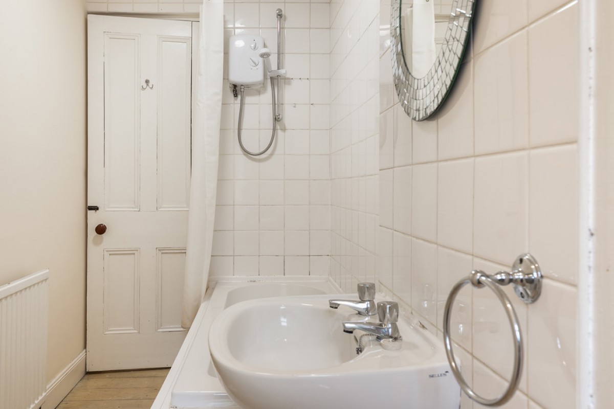 SHAWLANDS- STRATHYRE- STREET