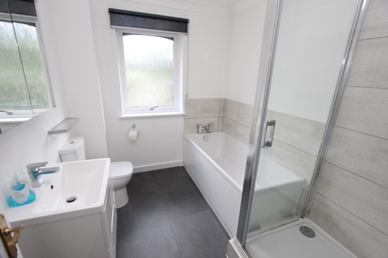 BUSBY- GLENVILLE GATE- G76 8SS