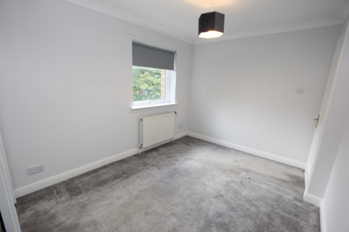 BUSBY- GLENVILLE GATE- G76 8SS