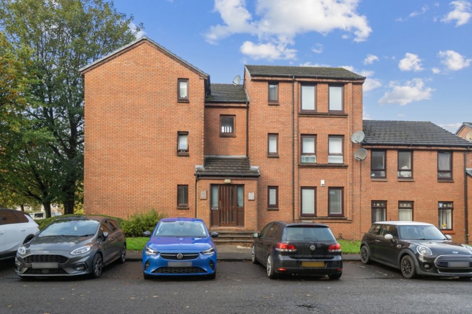 1 bedroom Flat for Sale Princes Gate - Rutherglen