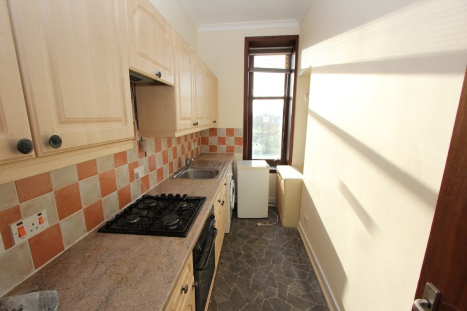 LINTHOUSE - Moss Road- Furnished