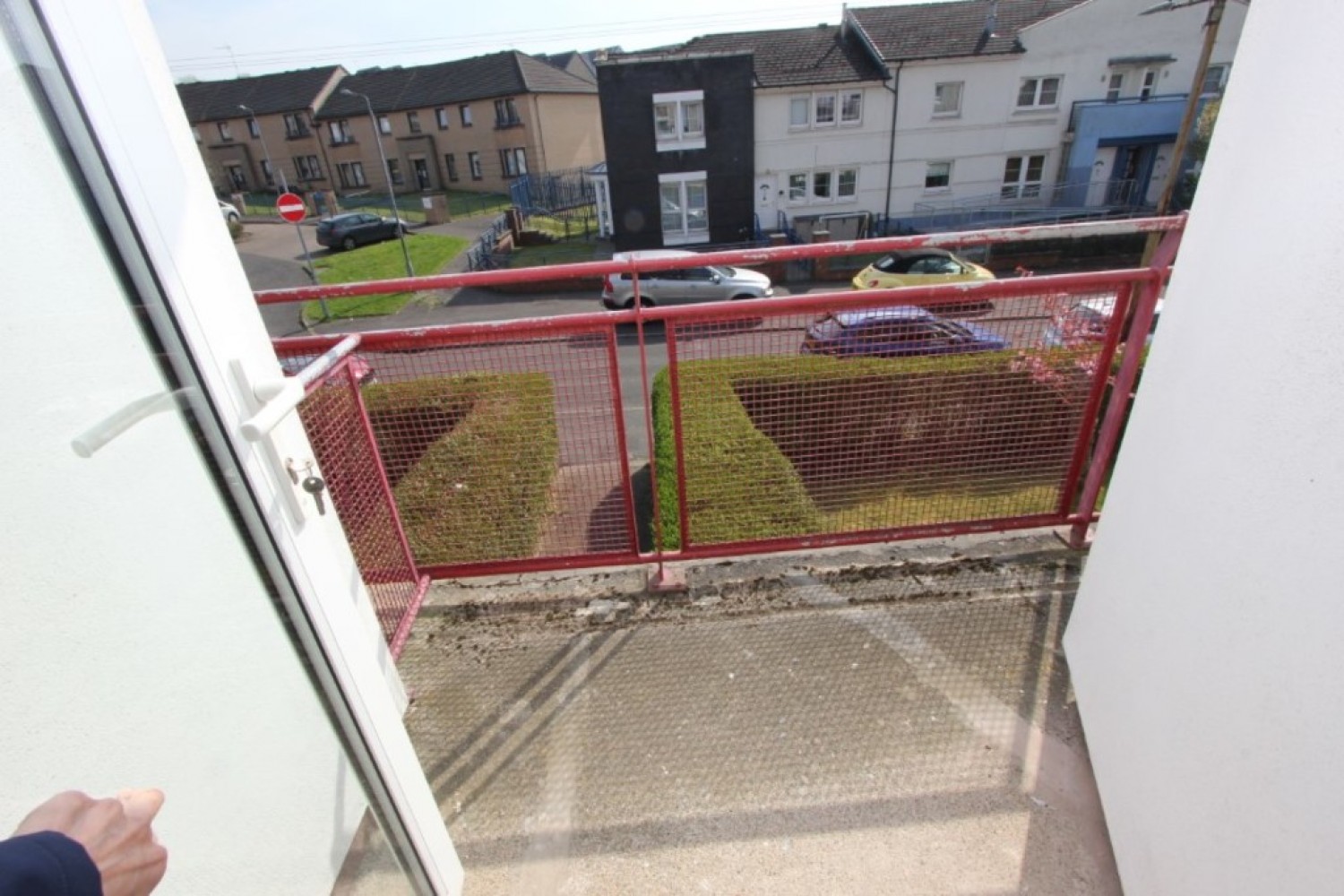 2 bedroom Flat for Letting CASTLEMILK- Arinprior Quadrant- G45 9EY