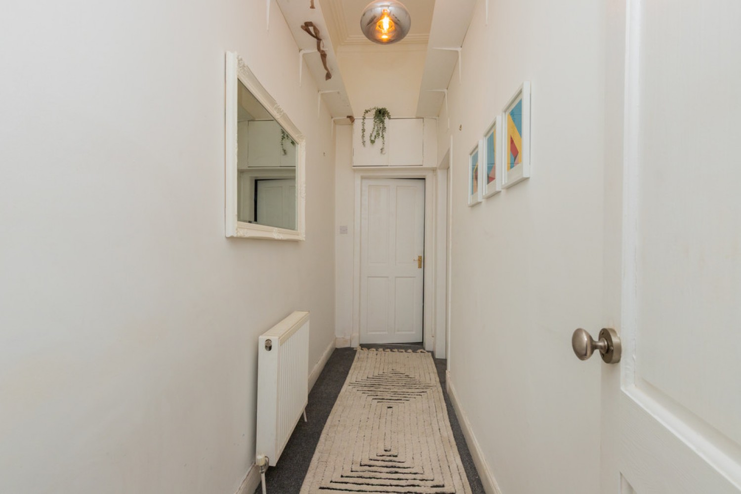 2 bedroom Flat in Queens Park Avenue, Queenspark, Glasgow