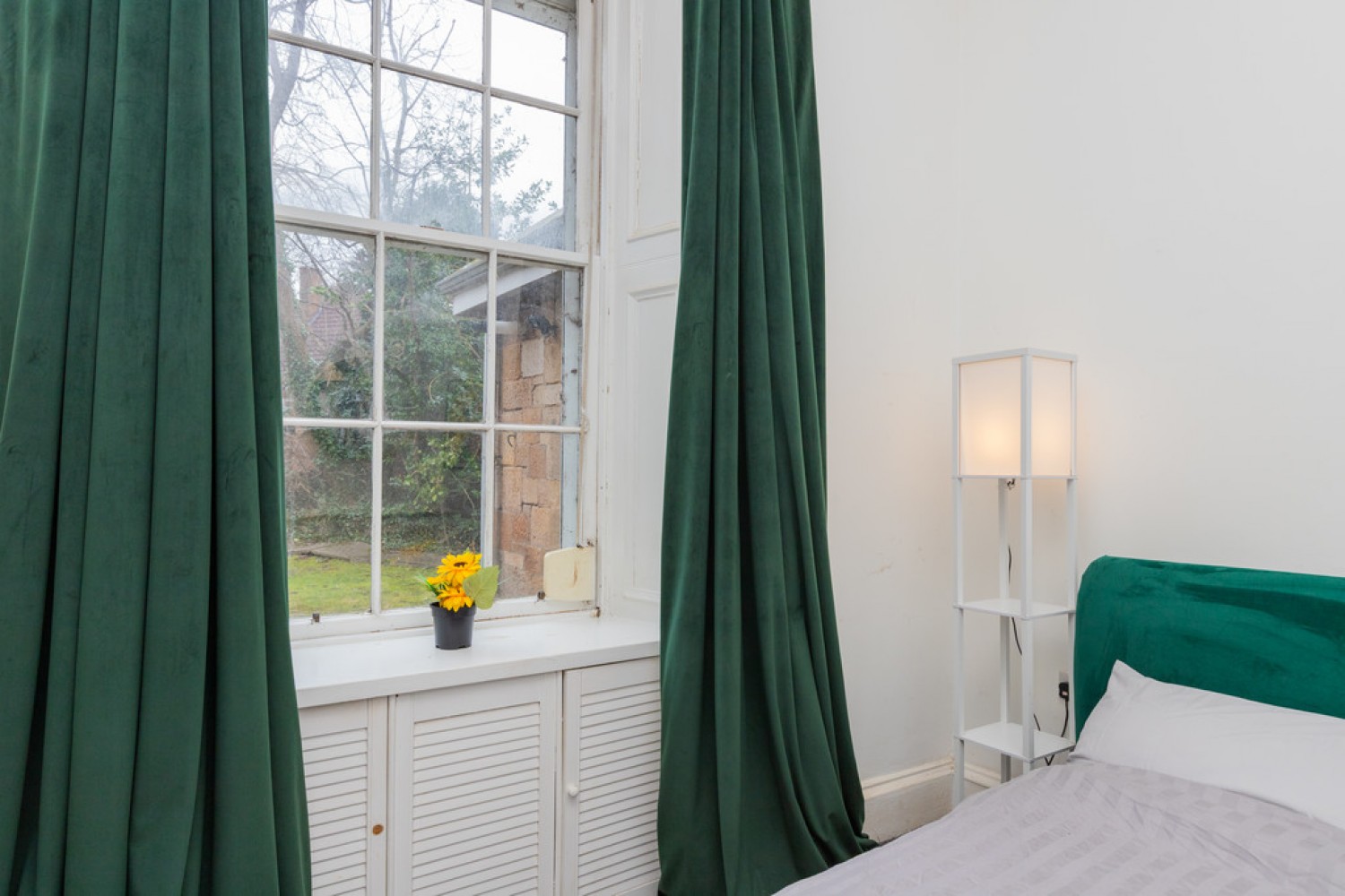 2 bedroom Flat in Queens Park Avenue, Queenspark, Glasgow