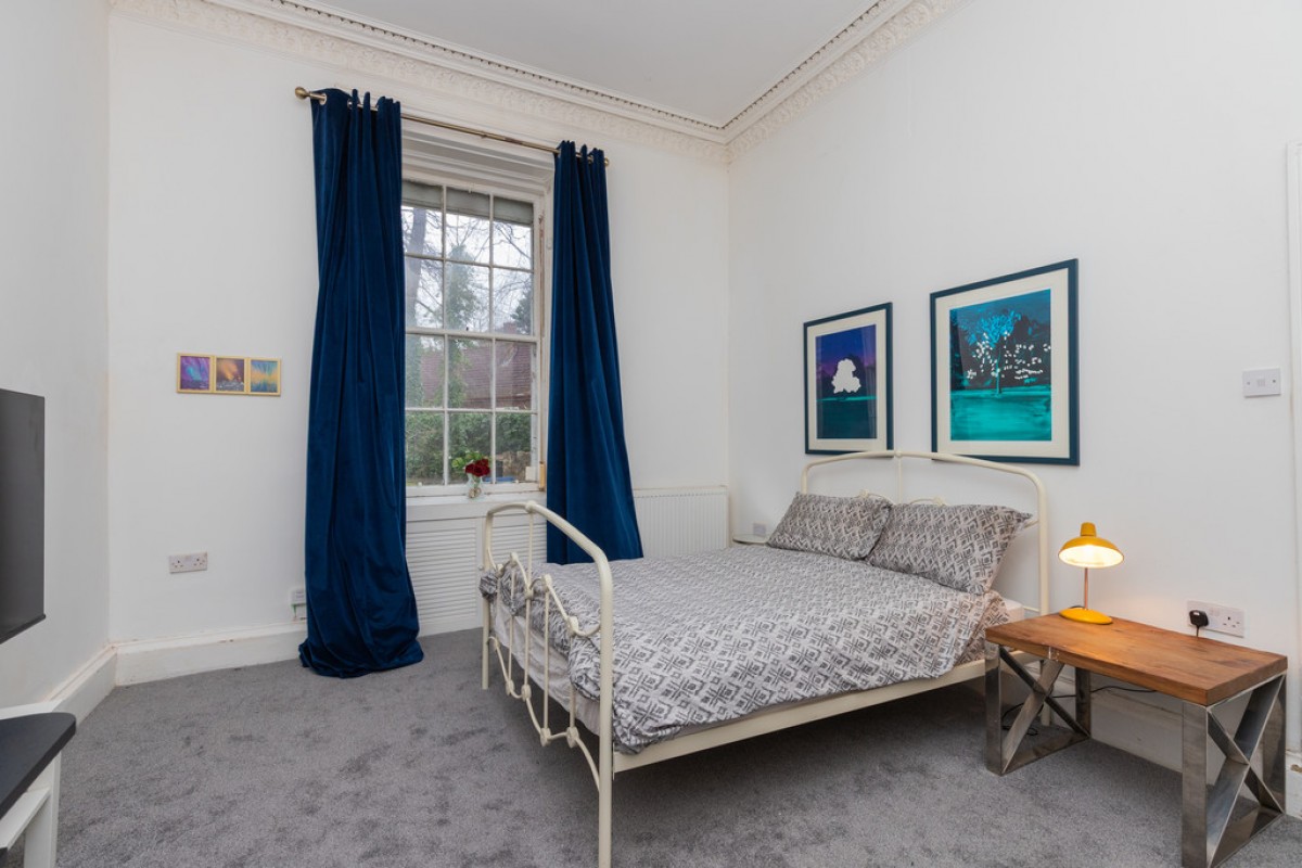 Queens Park Avenue, Queenspark, Glasgow