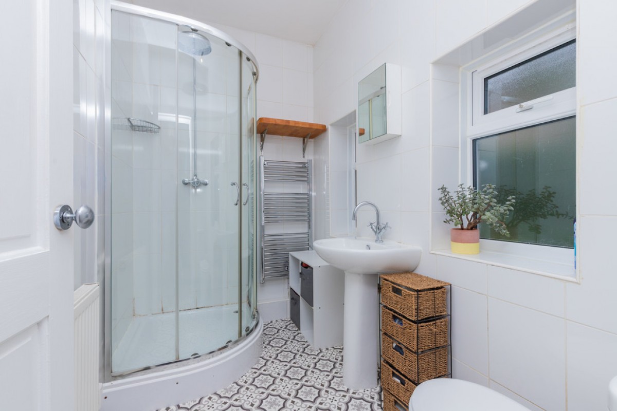 Queens Park Avenue, Queenspark, Glasgow