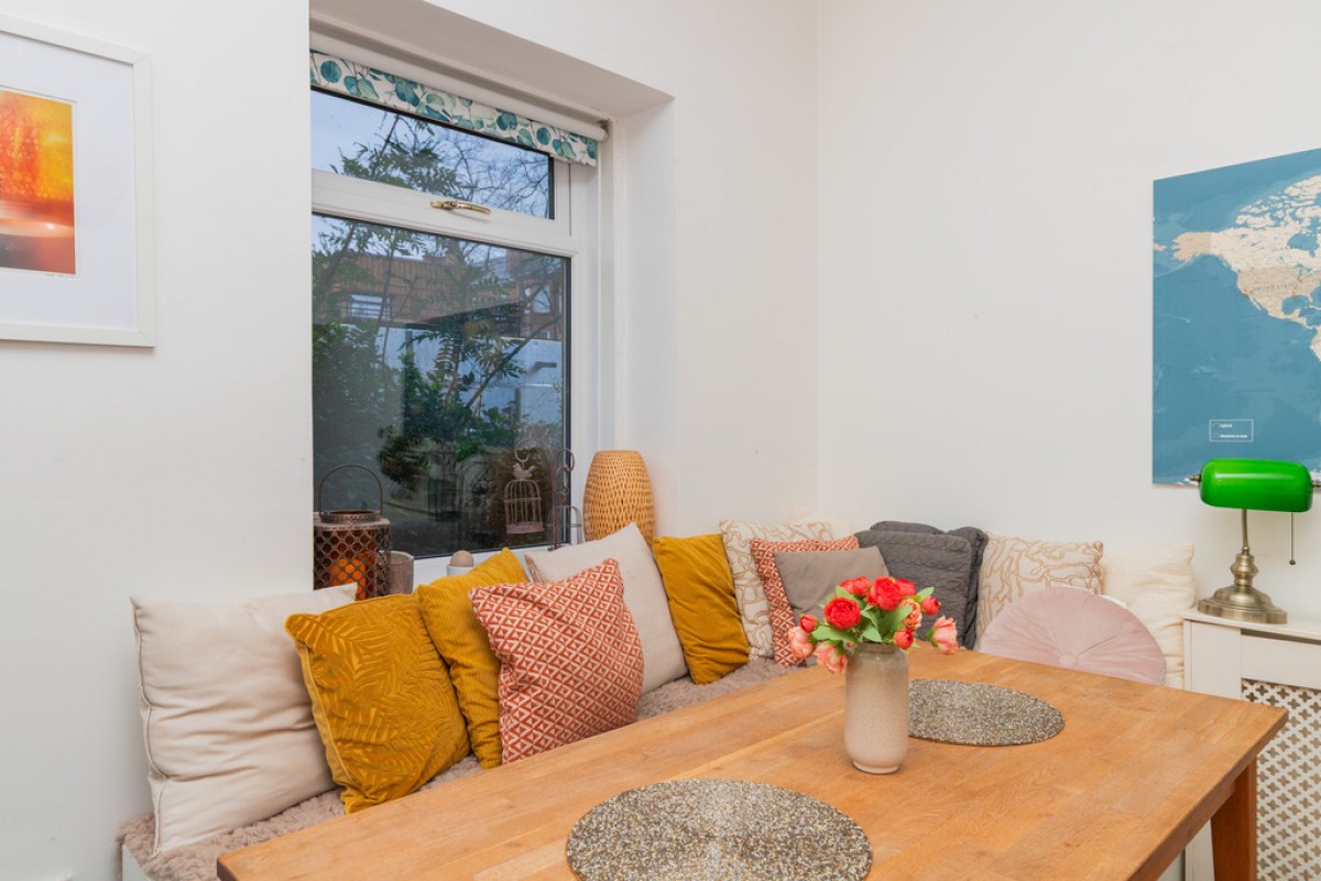 Queens Park Avenue, Queenspark, Glasgow