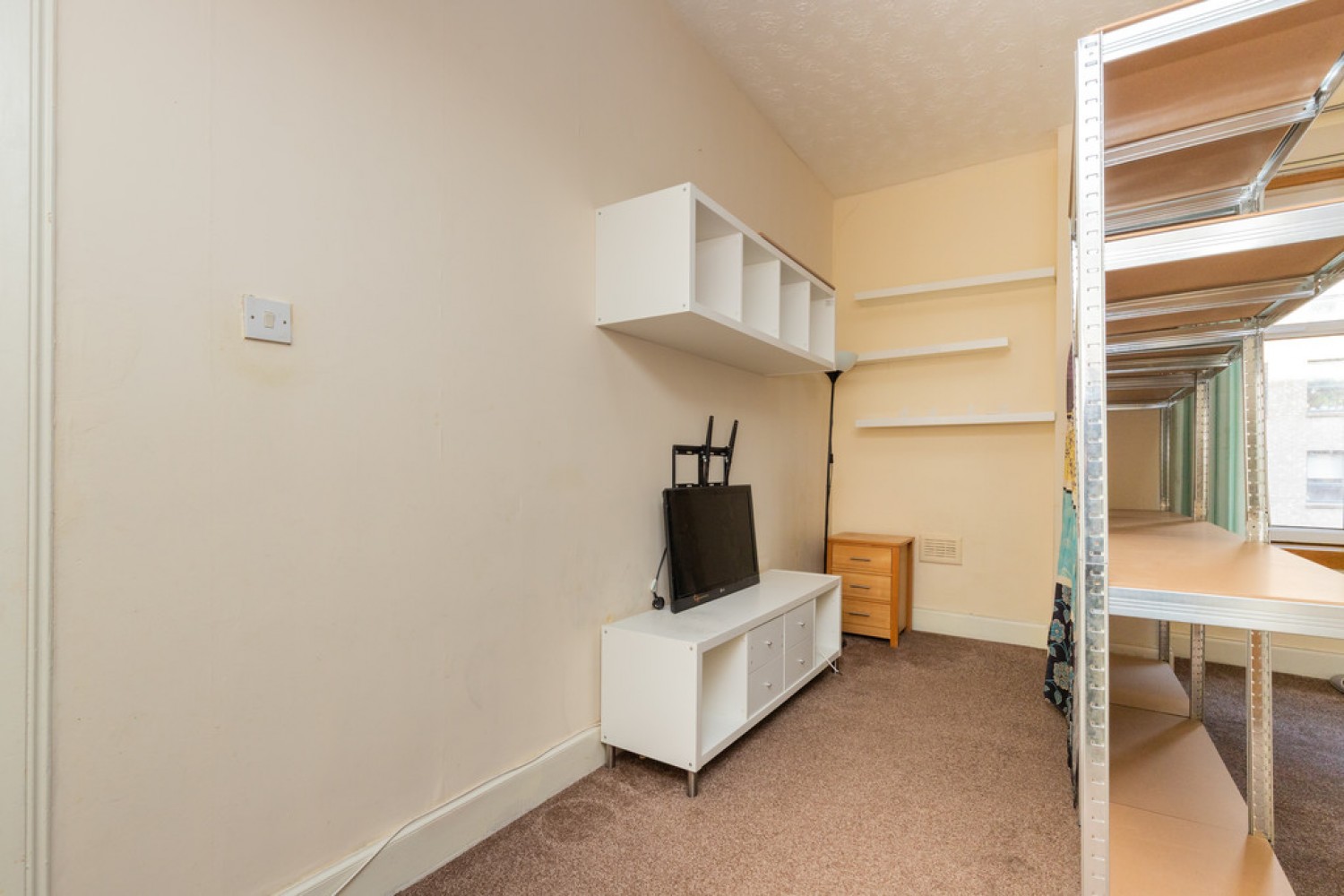 3 bedroom Flat for Sale Butterbiggins Road, Glasgow