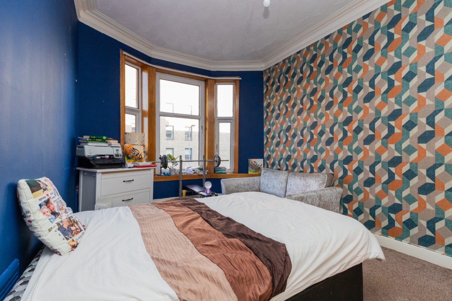 3 bedroom Flat for Sale Butterbiggins Road, Glasgow