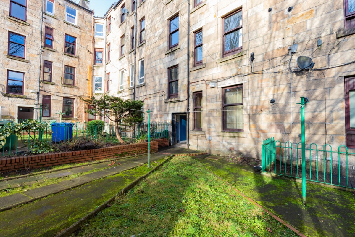 Butterbiggins Road, Glasgow