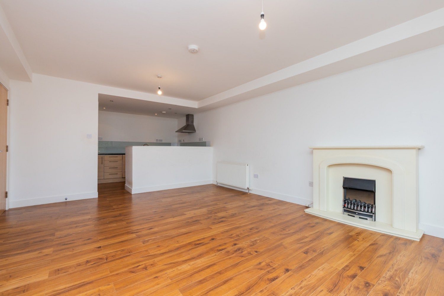 POLLOKSHAWS, HAGGS GATE, G41 4BB - UNFURNISHED