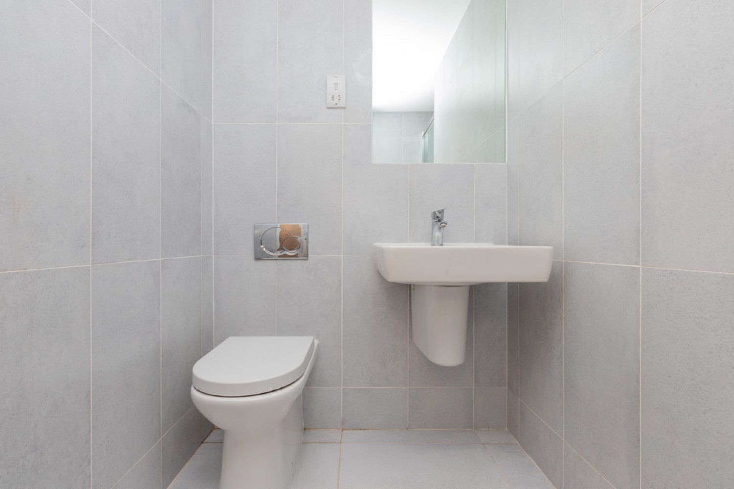 POLLOKSHAWS, HAGGS GATE, G41 4BB - UNFURNISHED