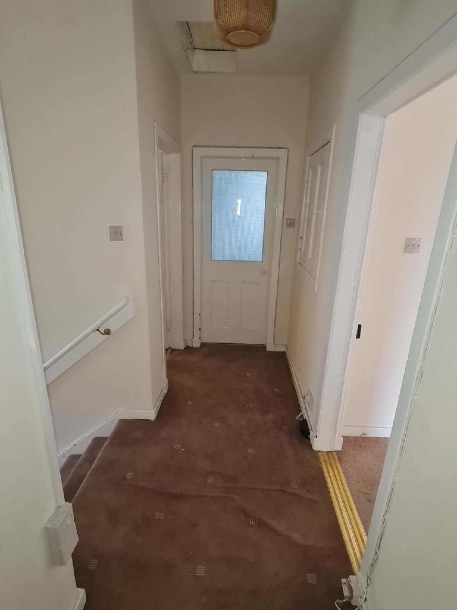 2 bedroom Flat for Letting MOSSPARK- AROS DRIVE-G52 1TL- UNFURNISHED