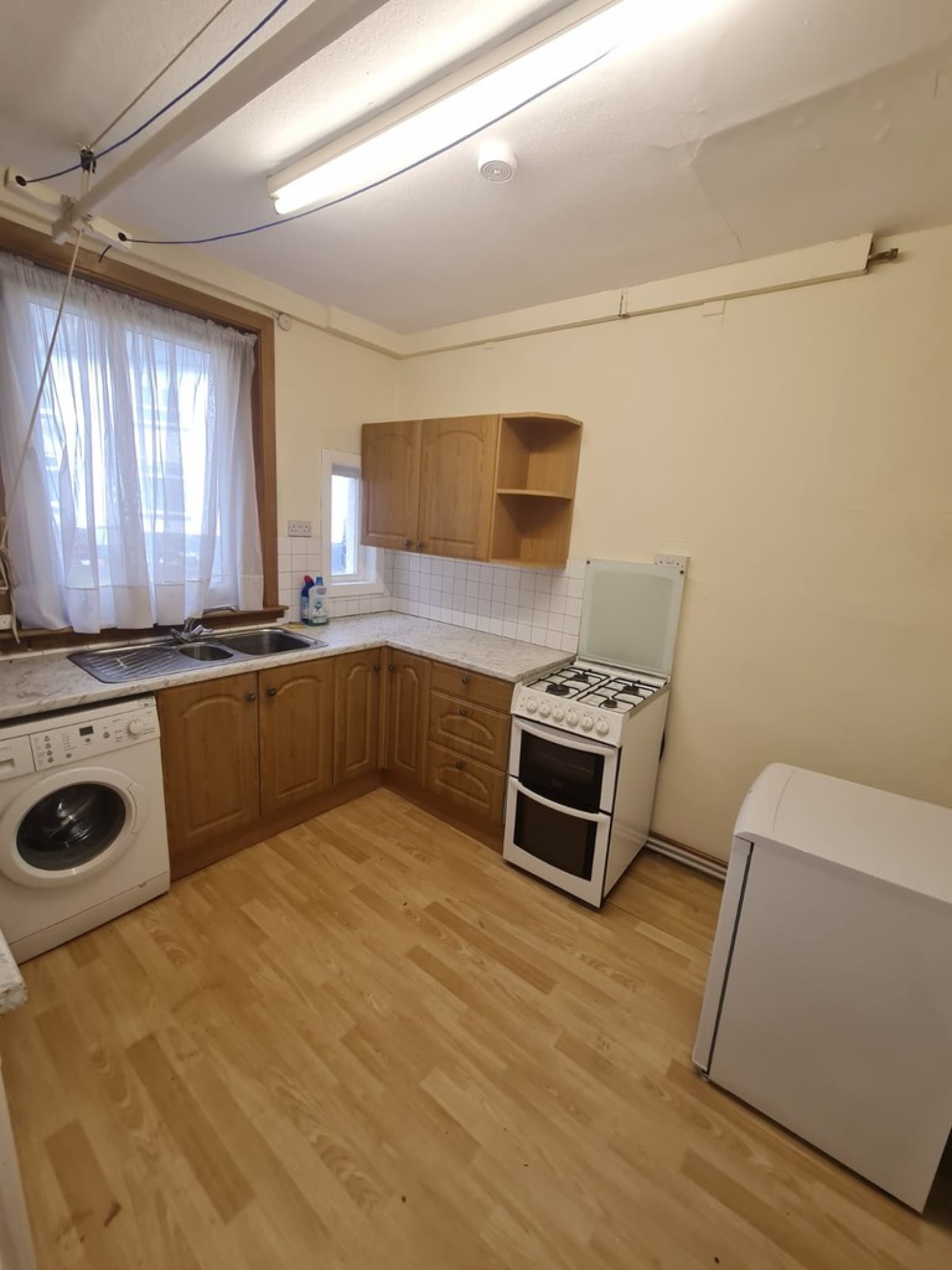 2 bedroom Flat for Letting MOSSPARK- AROS DRIVE-G52 1TL- UNFURNISHED
