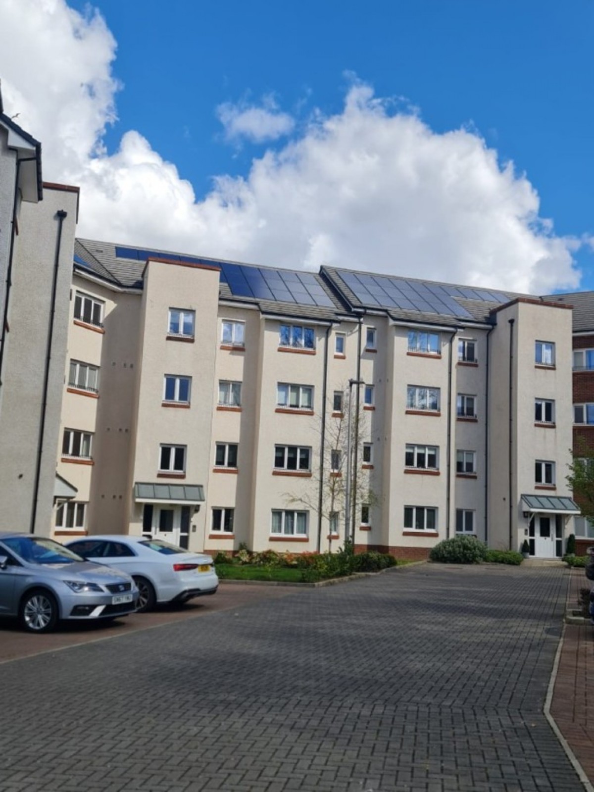 CATHCART, CRAIG TERRACE, G44 3AD - UNFURNISHED